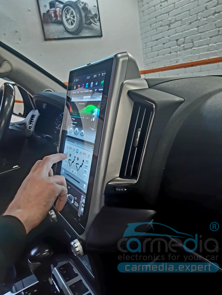 Магнитола Android для Toyota Land Cruiser 200 10.2015+ (для топовых компл.с круговым обзором, 4-х зонный климат) CARMEDIA ZF-1807H-DSP-X6 Tesla-Style